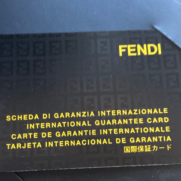 Fendi Crazy Colors Watch - Picture 2 of 6